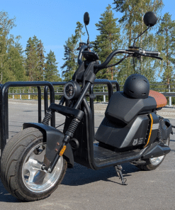Kruiser Elektra Musta-Grafiitti - Akut 1,2 kWh / 1,8 kWh / 2,4 kWh – Sähköskootteri - Image 3